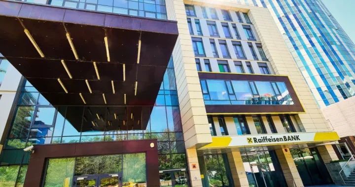 Raiffeisen Bank listează obligațiuni de 750 milioane lei la BVB